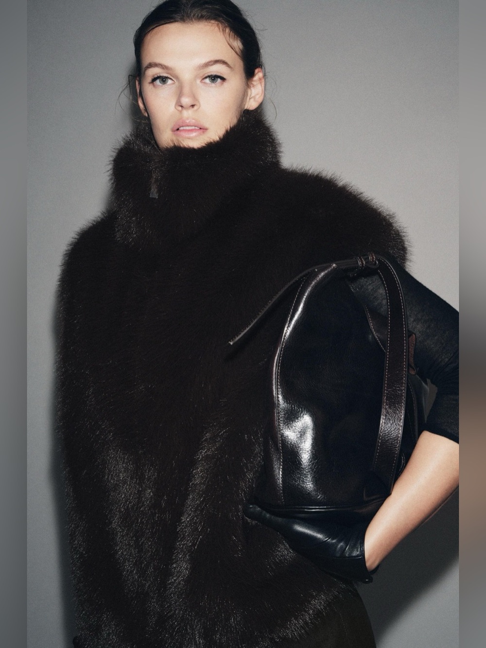 NEW ZARA FAUX FUR VEST HIGH NECK ZIPPERED | BLACK | SIZE: SMALL